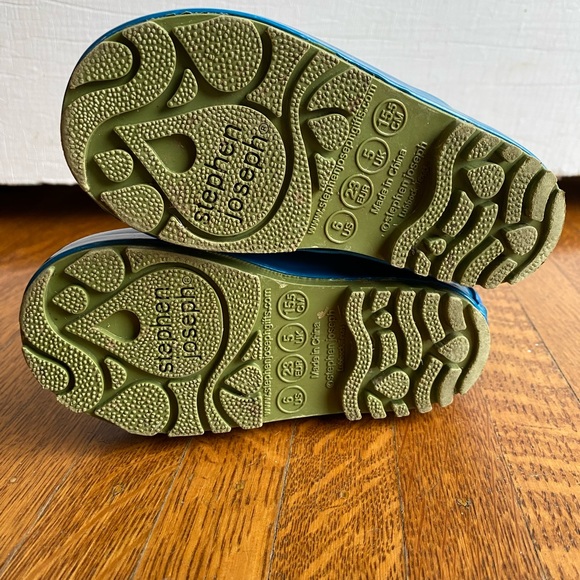 Stephen Joseph kids All Over Print Rain Boots size 6 - Picture 8 of 10